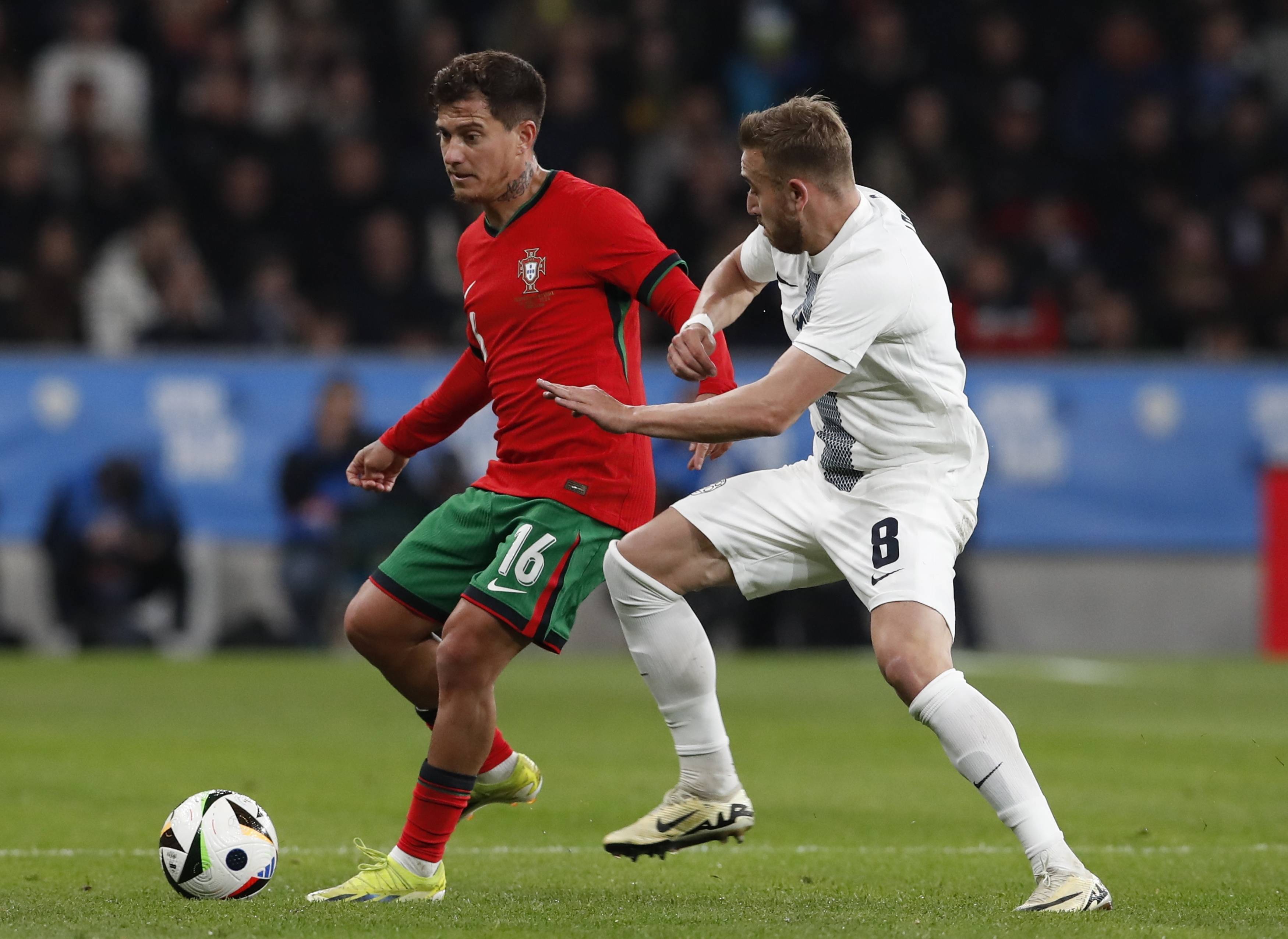 九游体育app-斯洛文尼亚队不敌实力强大的对手