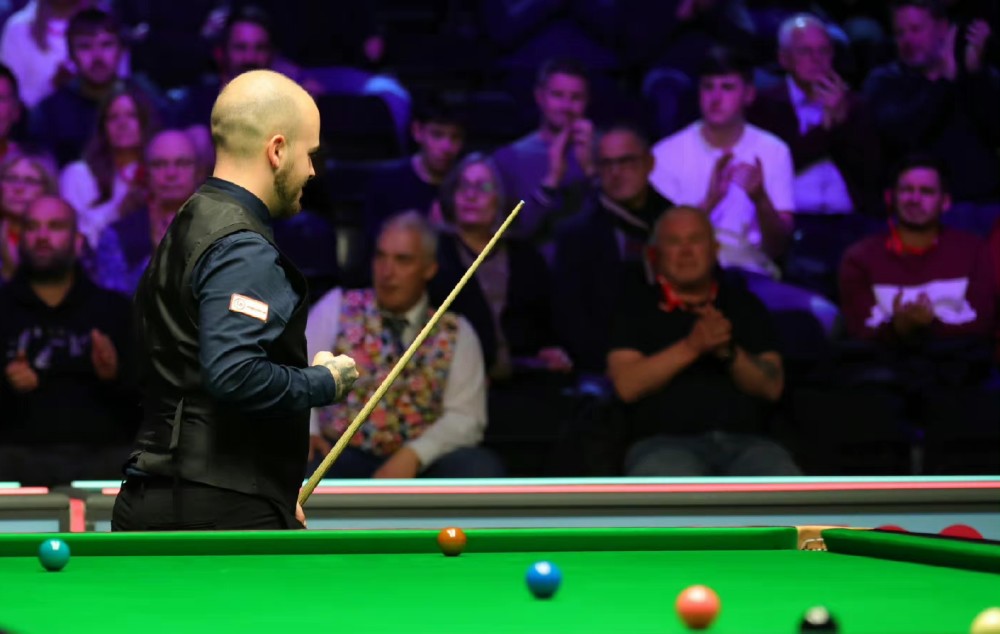 九游体育-雷加利斯客场苦吞败果，遗憾出局的简单介绍