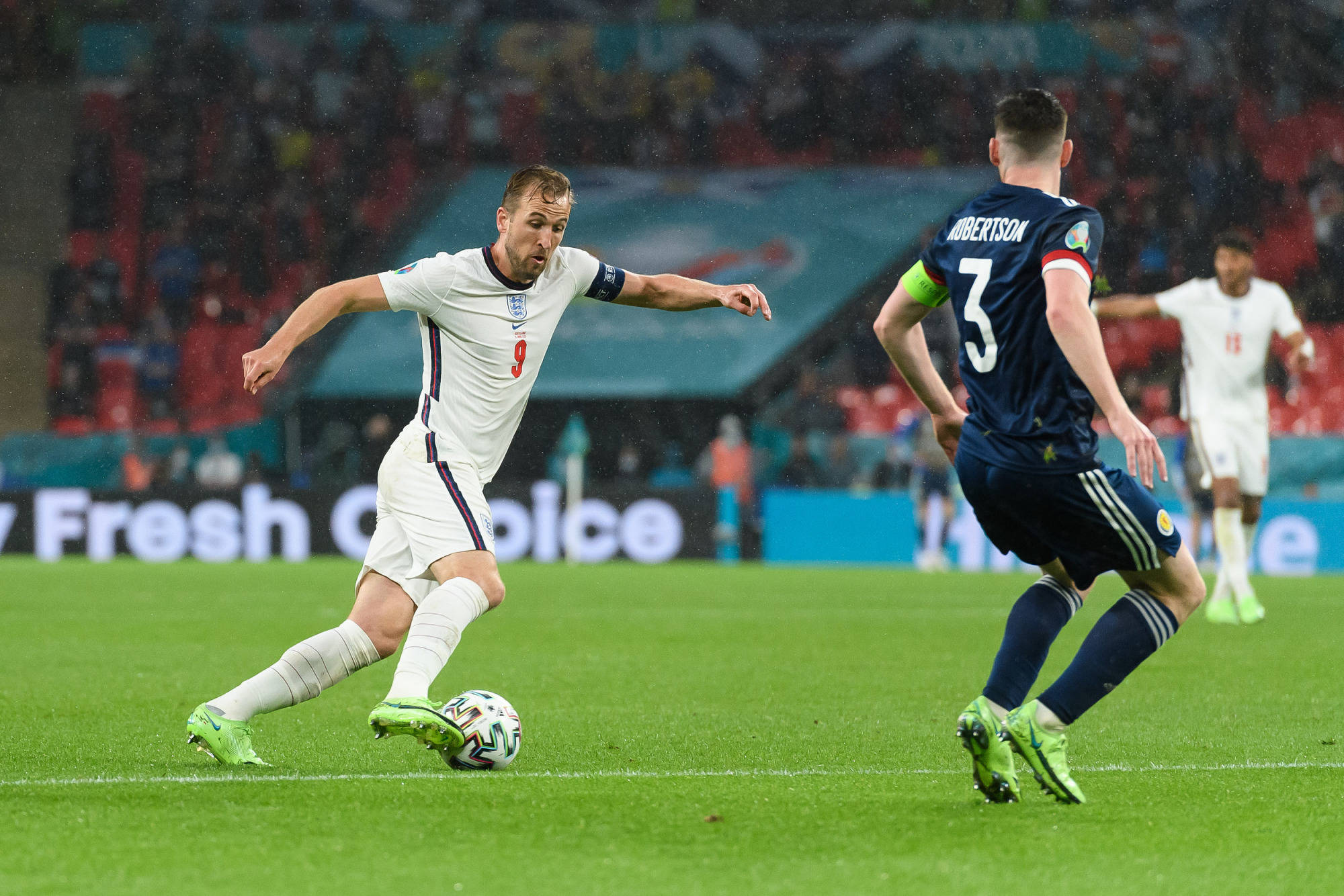 -关于英格兰冷门负于捷克，小组第二晋级的信息