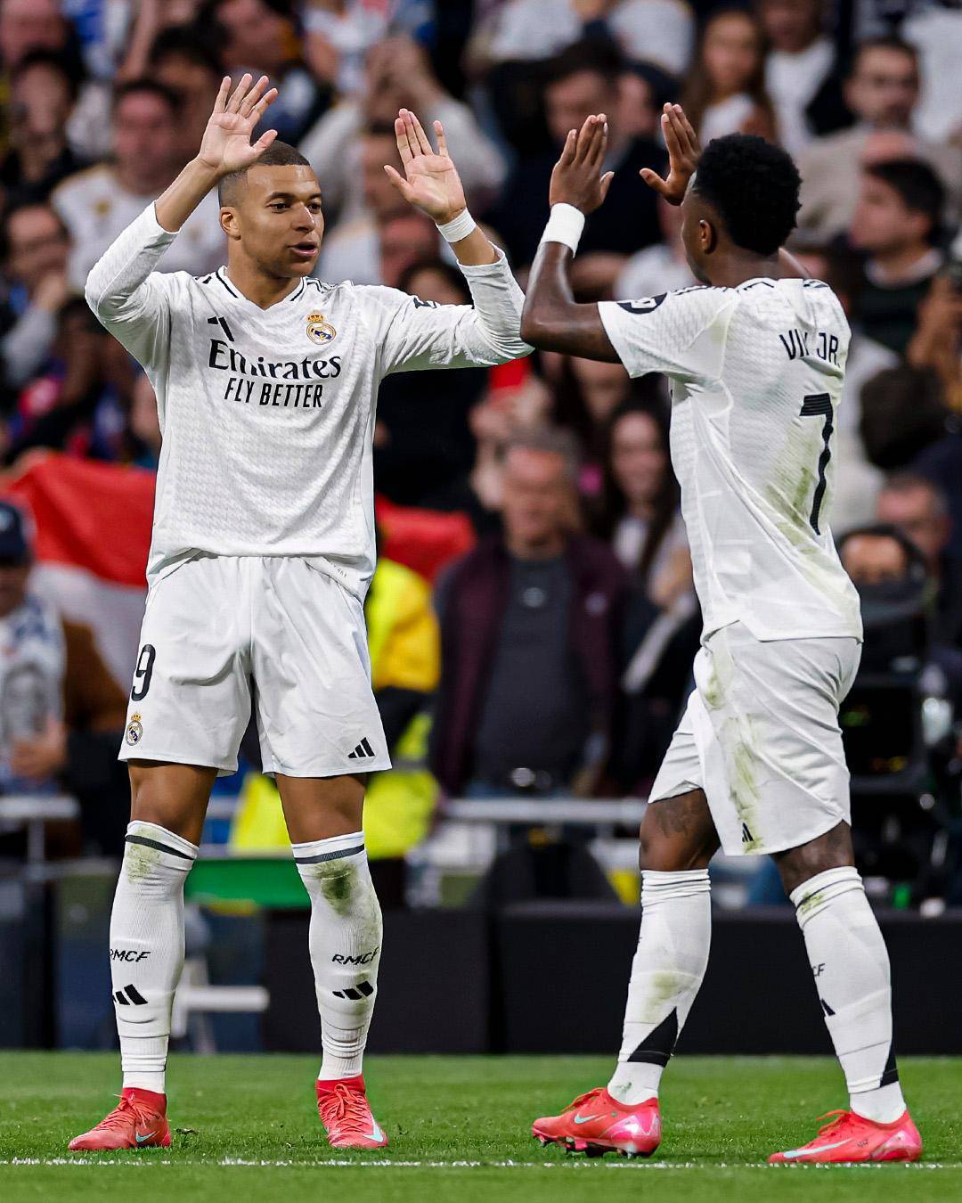 九游体育网页版-包含皇马惨淘，欧冠梦碎无缘四强的词条