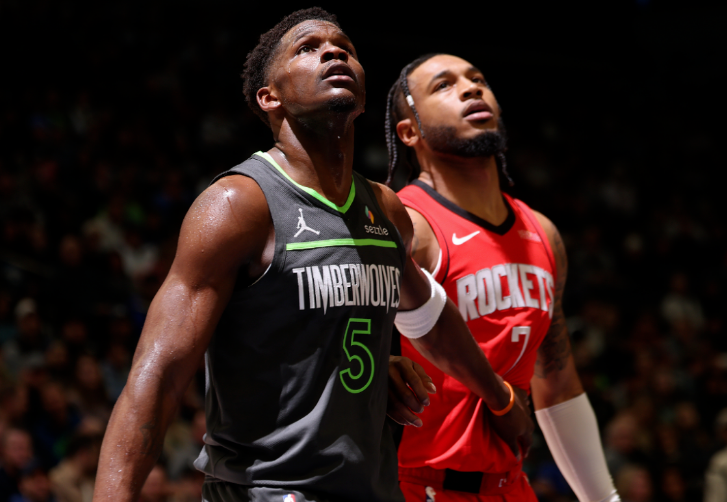 双方搏命：胜负悬念引发热议