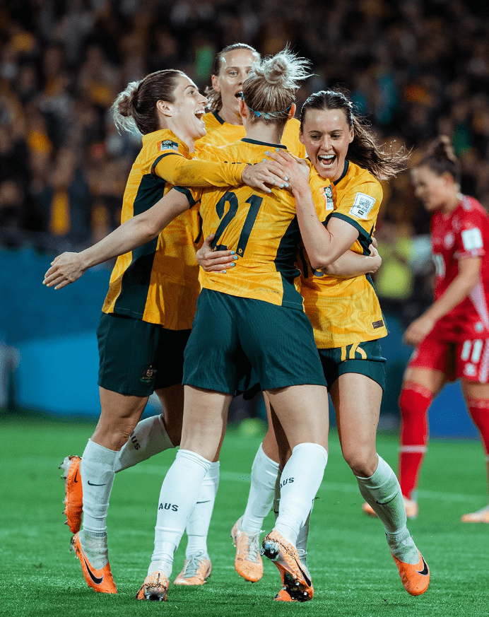 包含美国女足获得大胜,以四球领先晋级下一轮比赛的词条 包含美国女足获得大胜,以四球领先晋级下一轮比赛的词条