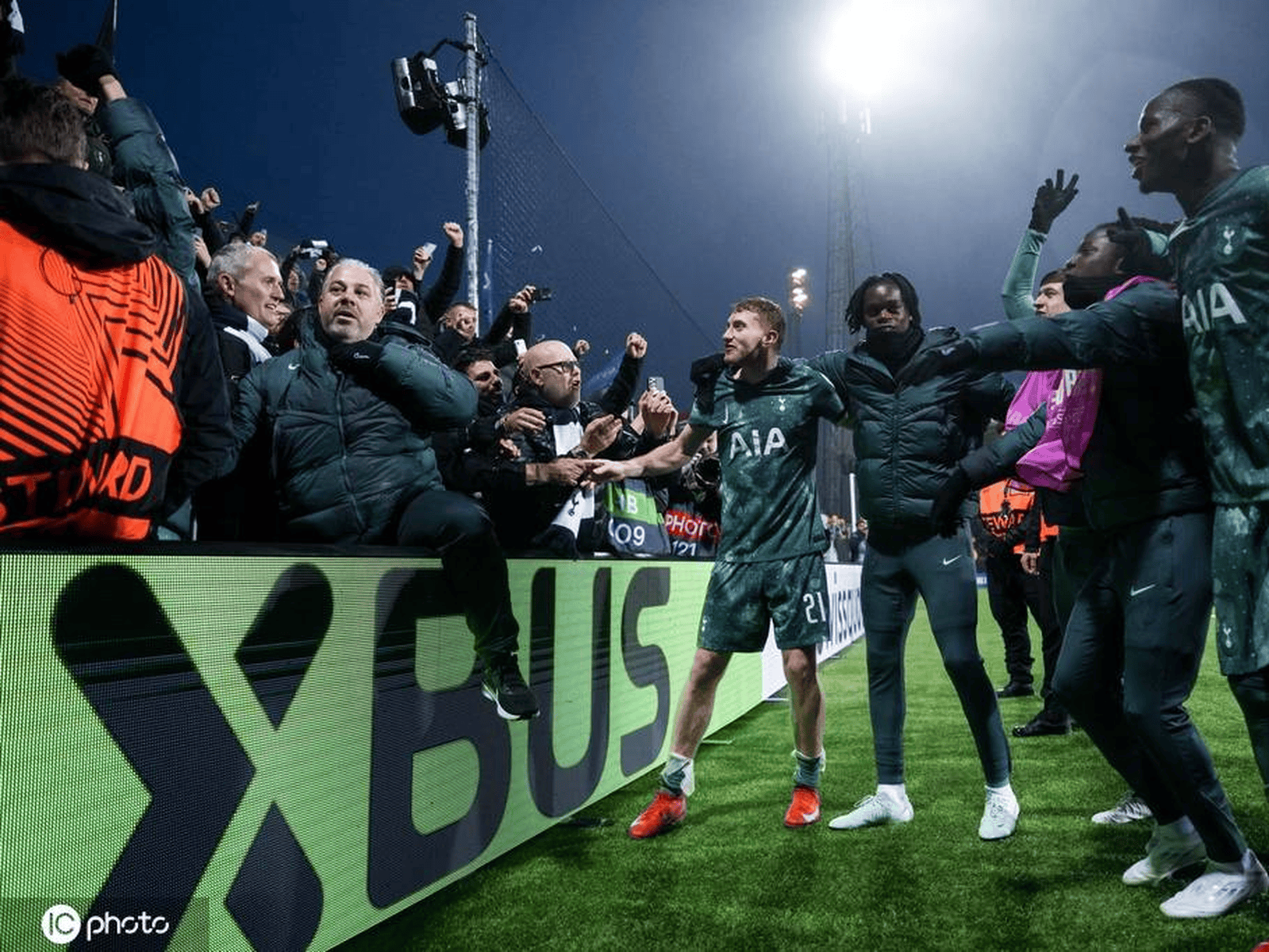 -蒙特雷体能训练升级，备战曼联半决赛的简单介绍