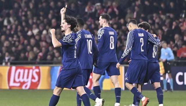 欧冠预选赛赛场上演绝佳对决，看点十足