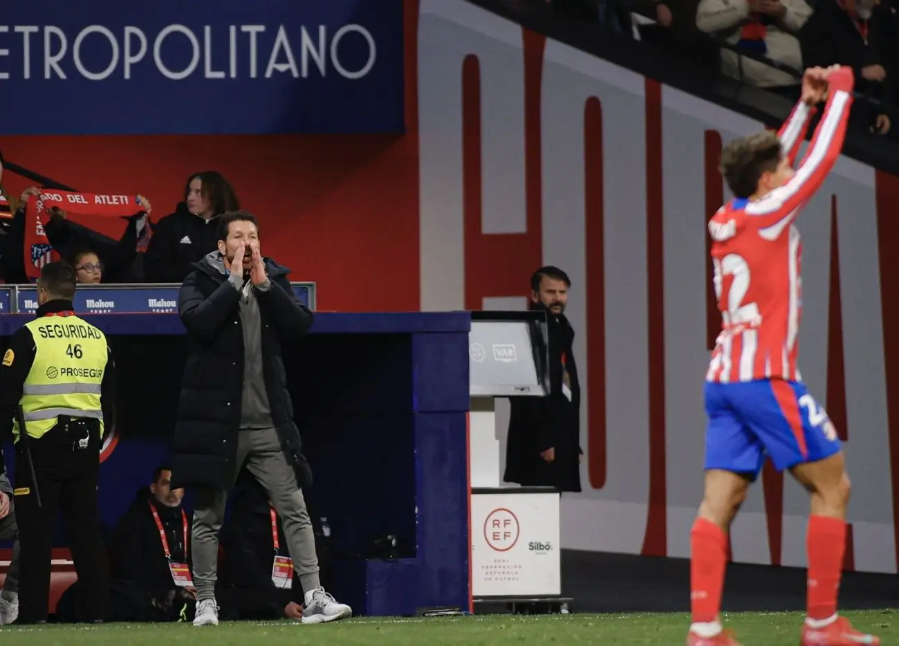 -关于马竞主场胜法兰克福，晋级十六强的信息