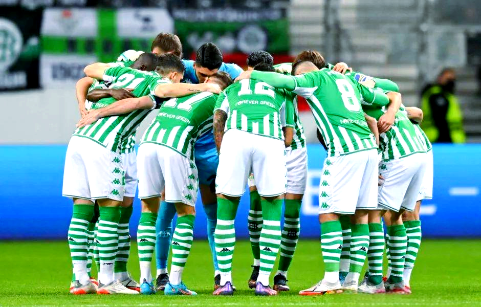 包含尤文图斯赛艰难，皇家贝蒂斯实力回暖的词条