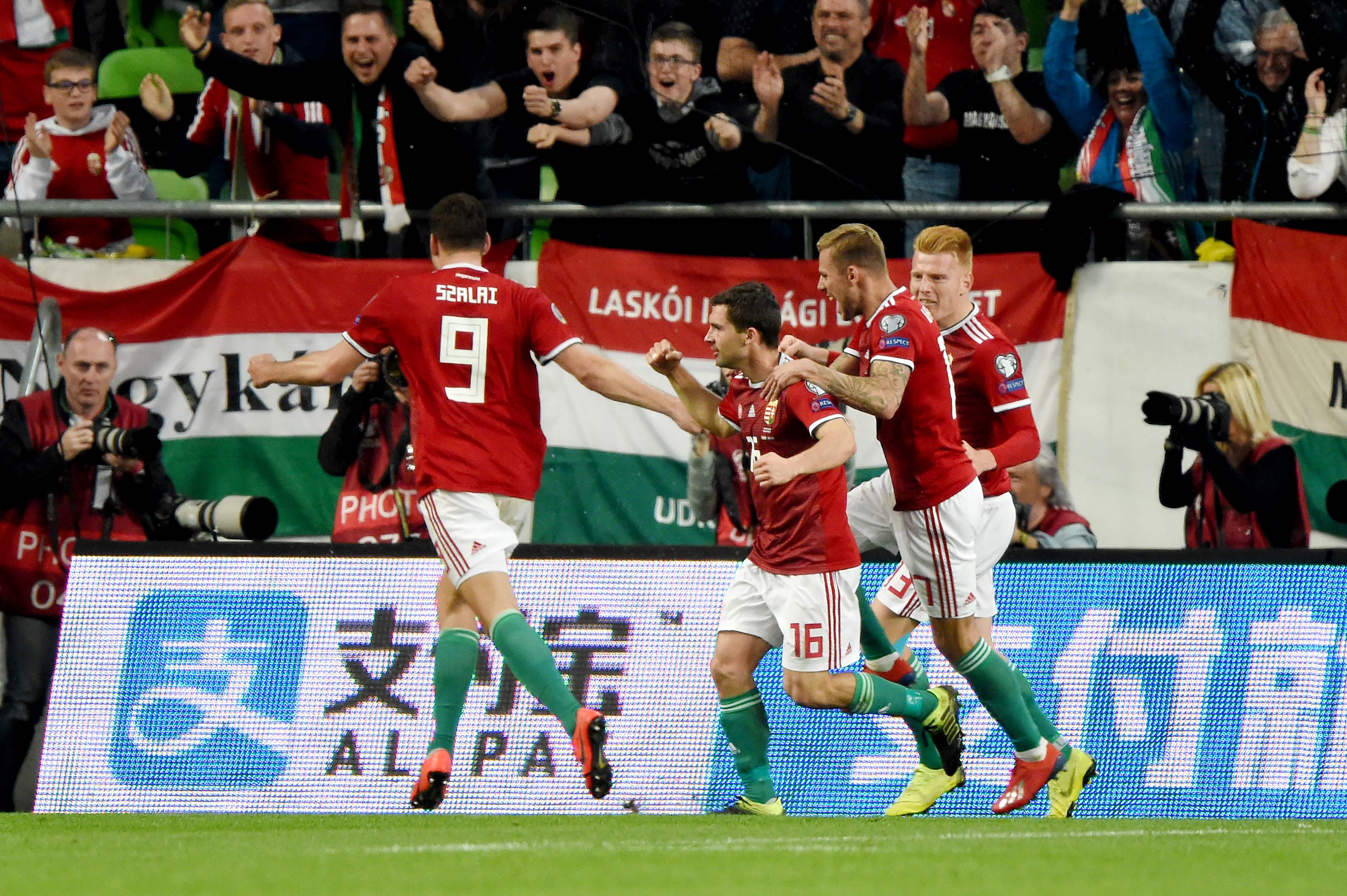 包含匈牙利-逆转克罗地亚，小组领先，值得期待的词条