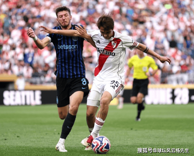 关于欧洲联赛一触即发！豪强争夺榜首的信息