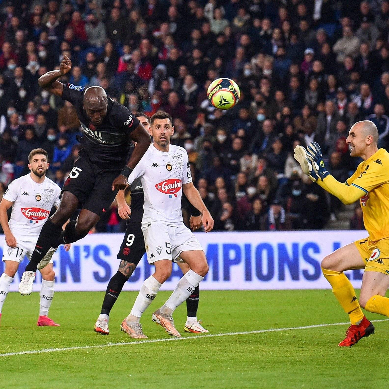 包含南特客场战胜昂热,积分榜稳步攀升的词条 包含南特客场战胜昂热,积分榜稳步攀升的词条