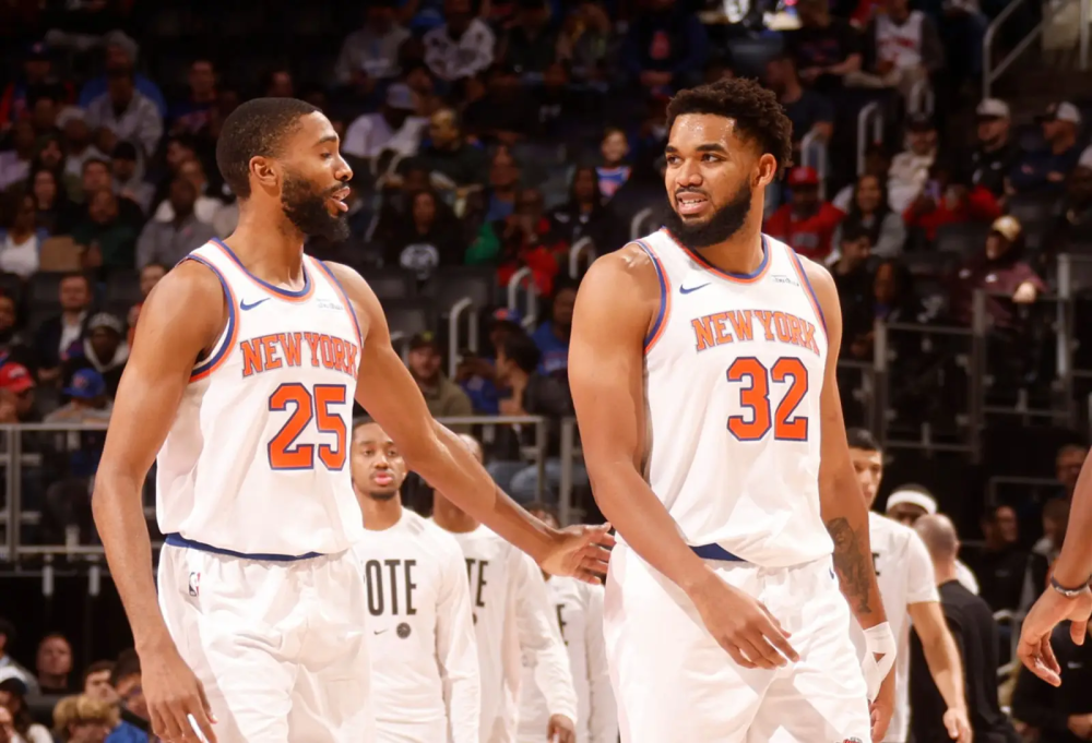 猛龙惊险取胜尼克斯，喜迎胜利