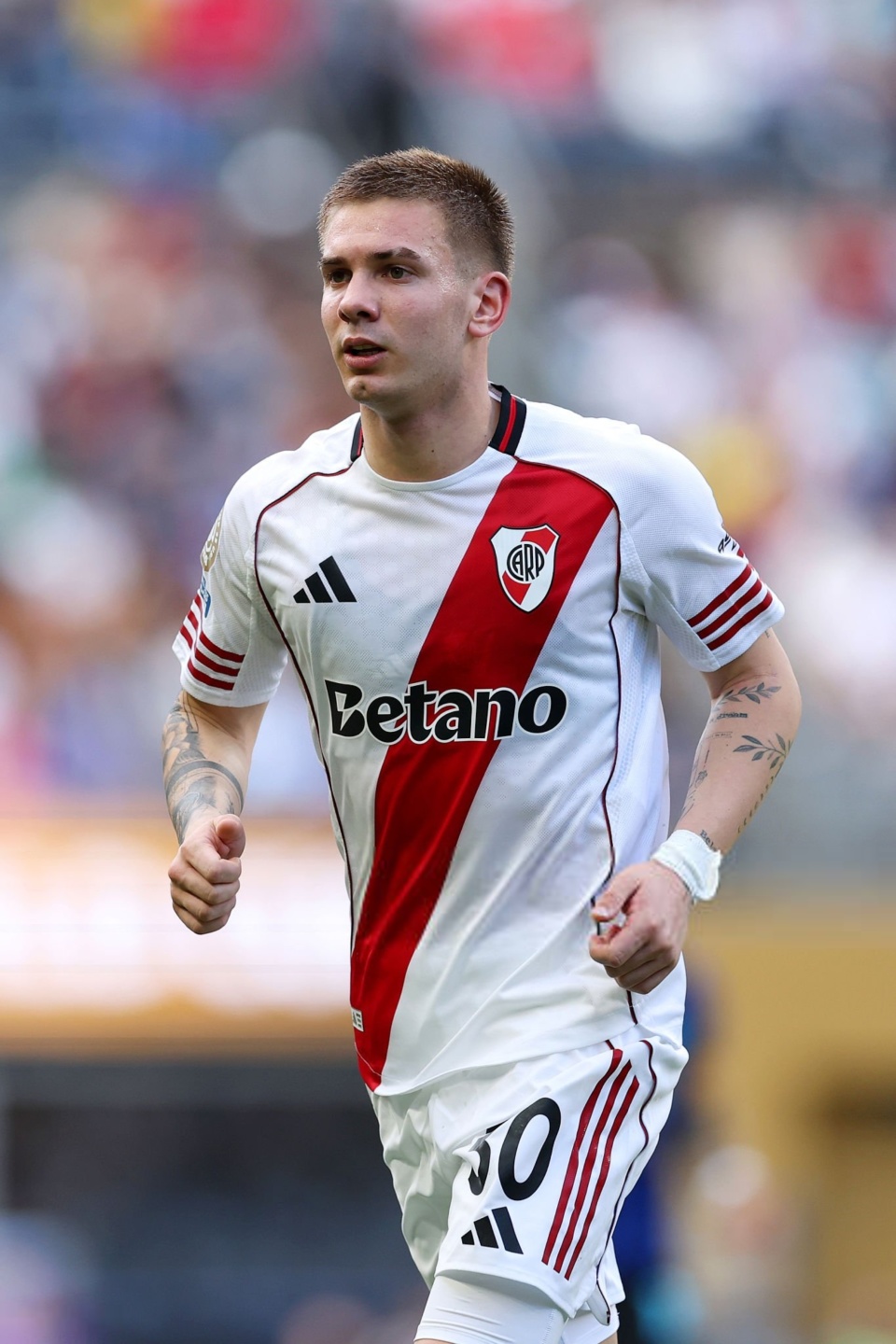 九游体育在线登录-热刺球员马斯切拉诺因伤退出阿根廷国家队