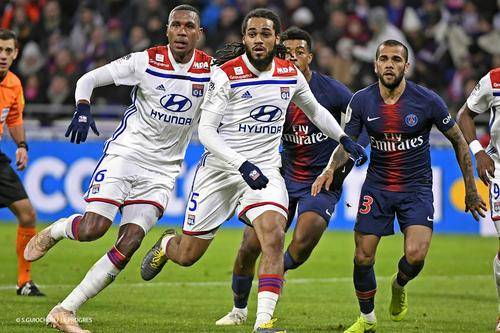 里昂惨遭击败，连续两轮失利