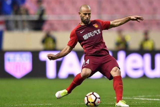 广州富力客场惨败，保级形势严峻的简单介绍