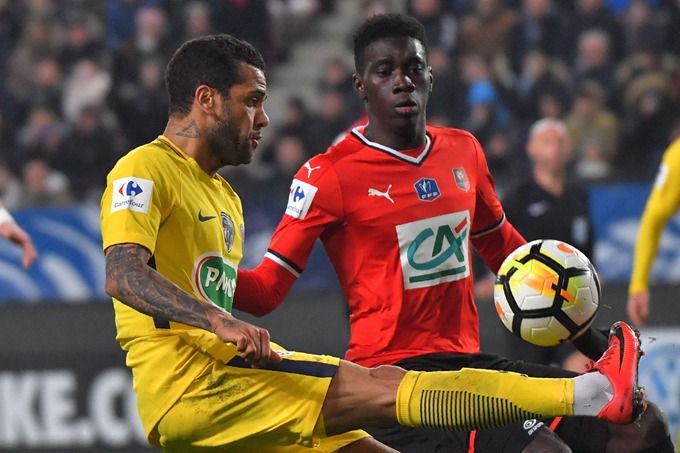 九游体育网页版-包含雷恩客场战平南特，保持不败纪录的词条