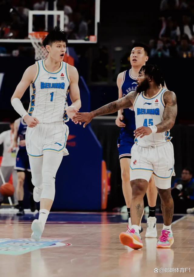九游体育中国官网-重庆男篮逆袭成功，杀入季后赛