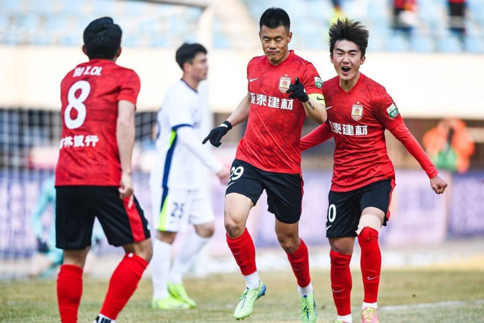 亚泰冲刺保级，客场对阵延边重返胜利的简单介绍