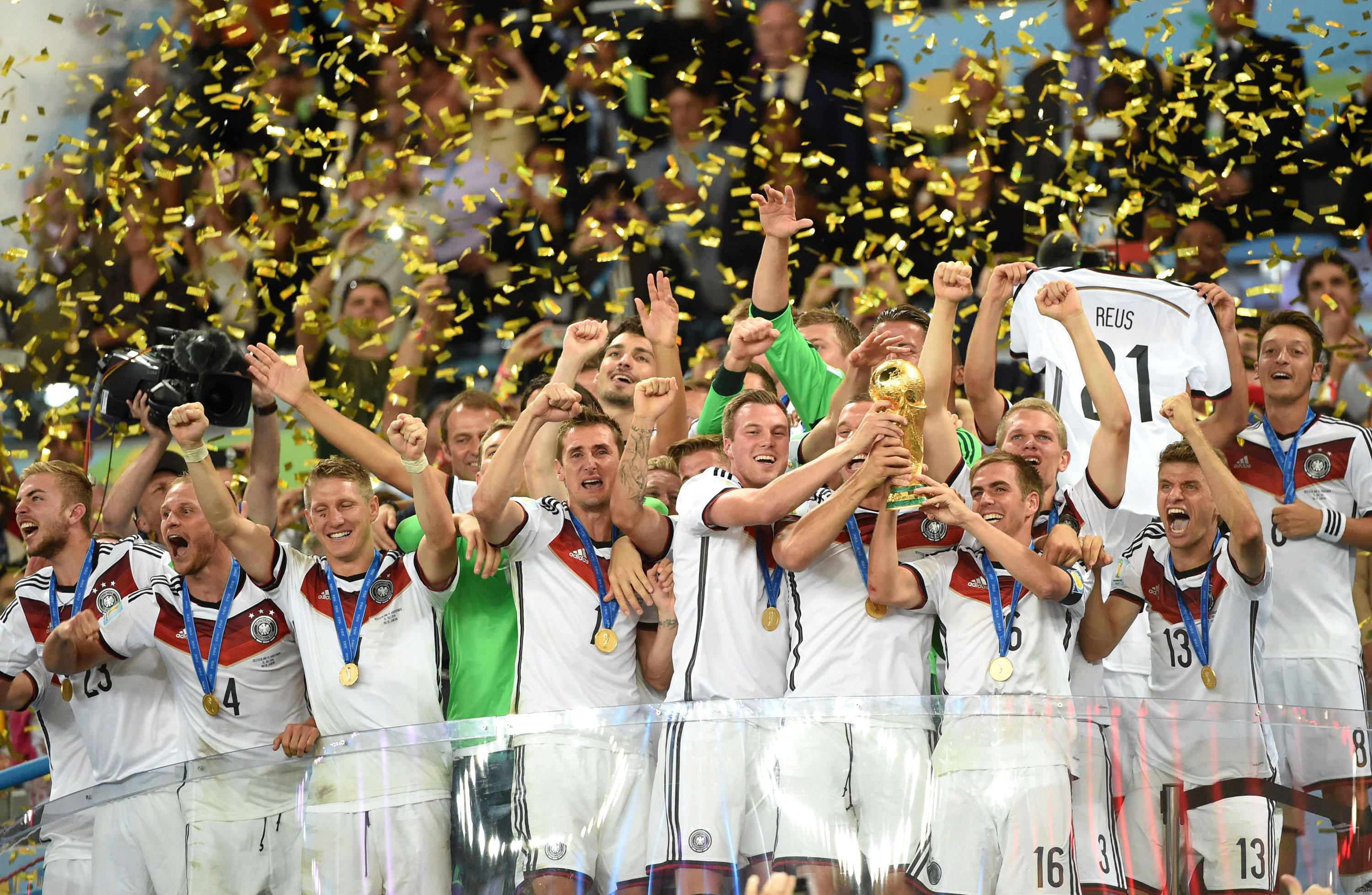 全球关注欧洲杯热门球队备战